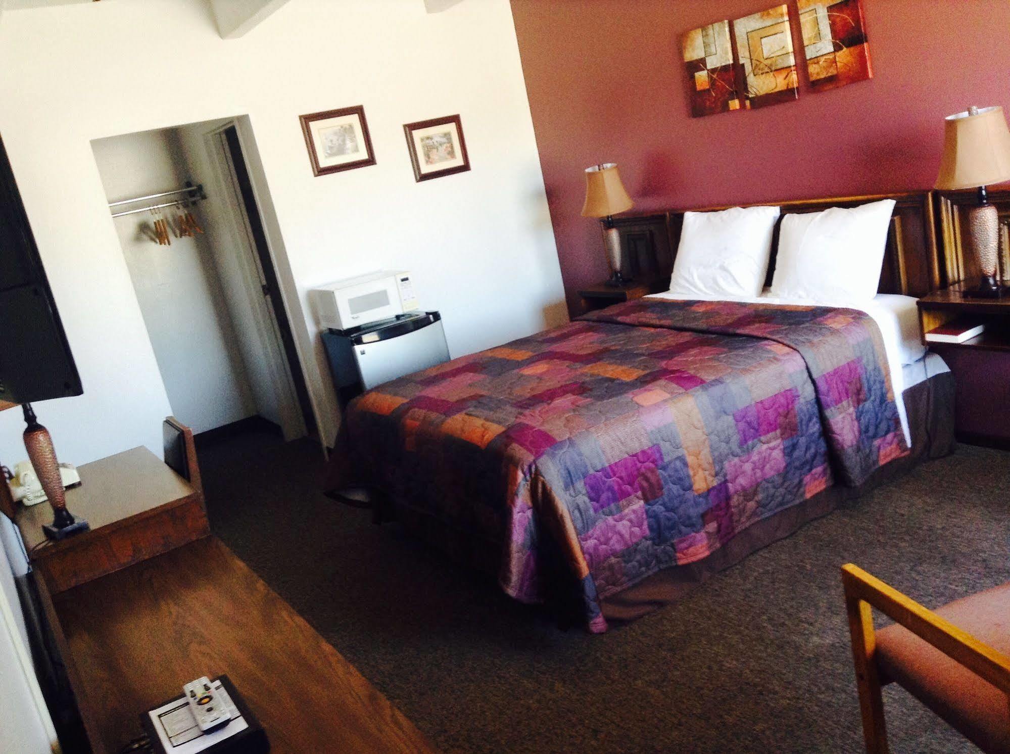 Budget Host Platte Valley Inn Julesburg Exterior foto